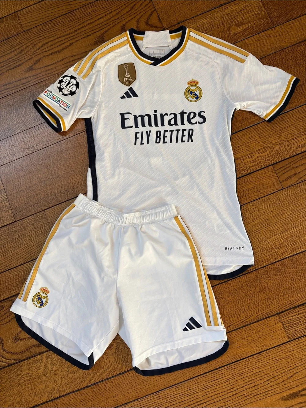 2023 Real Madrid Vini 7 Men's Home Soccer Kit